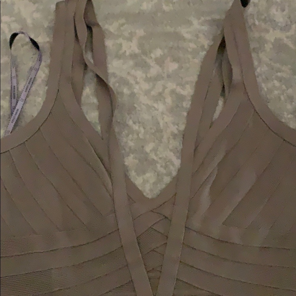 Dress - Picture 6 of 6